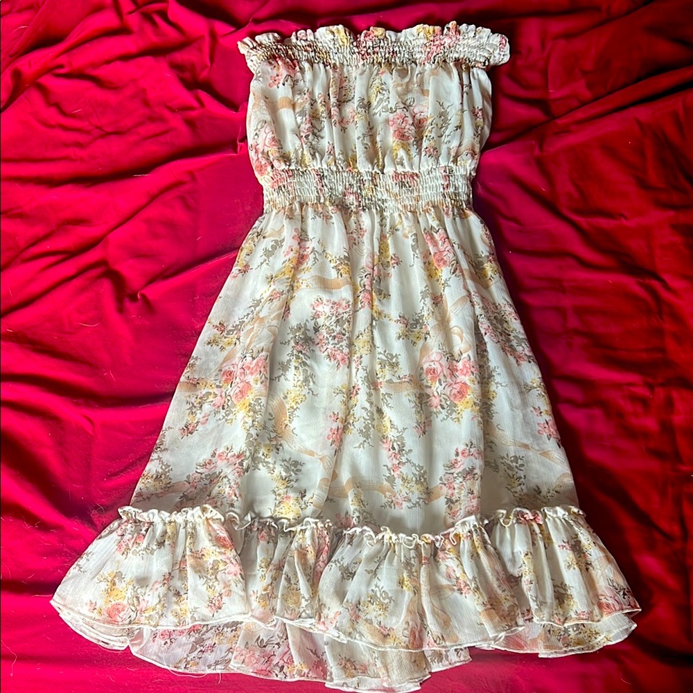 Floral Ruffle Dress (Size small)